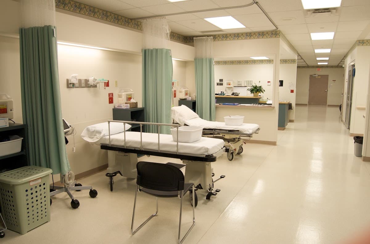 Lorain Surgery Center - Doctor in Lorain, OH