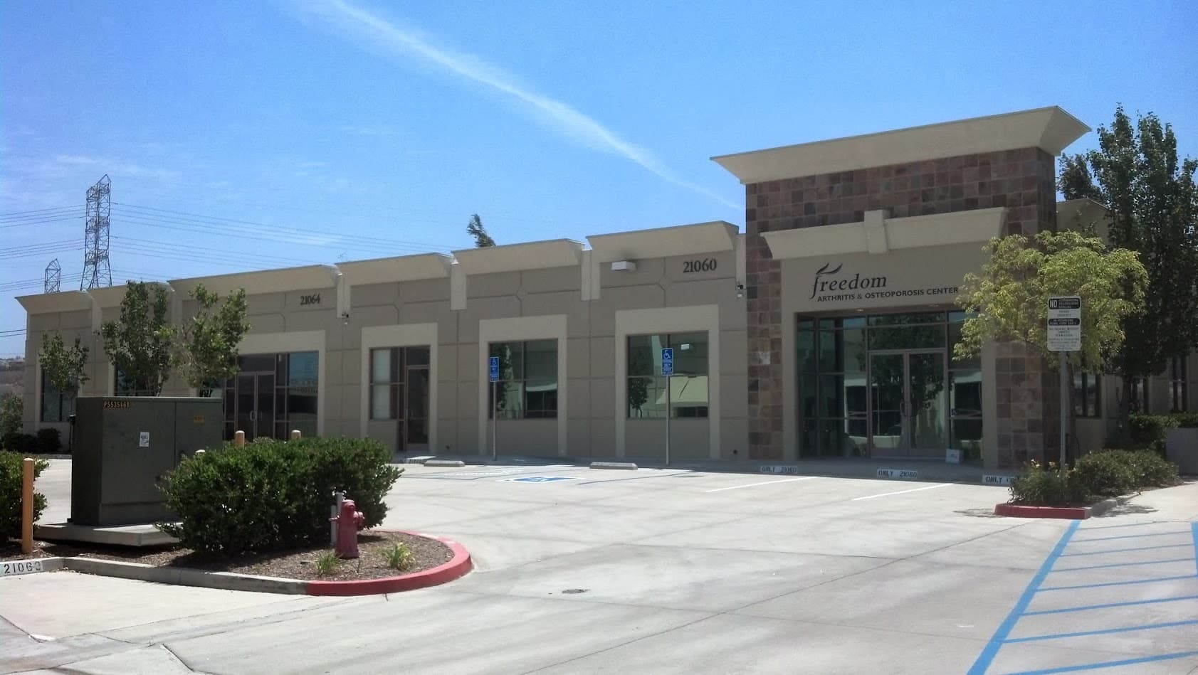 Dr. Yoon Min - Doctor in Santa Clarita, CA