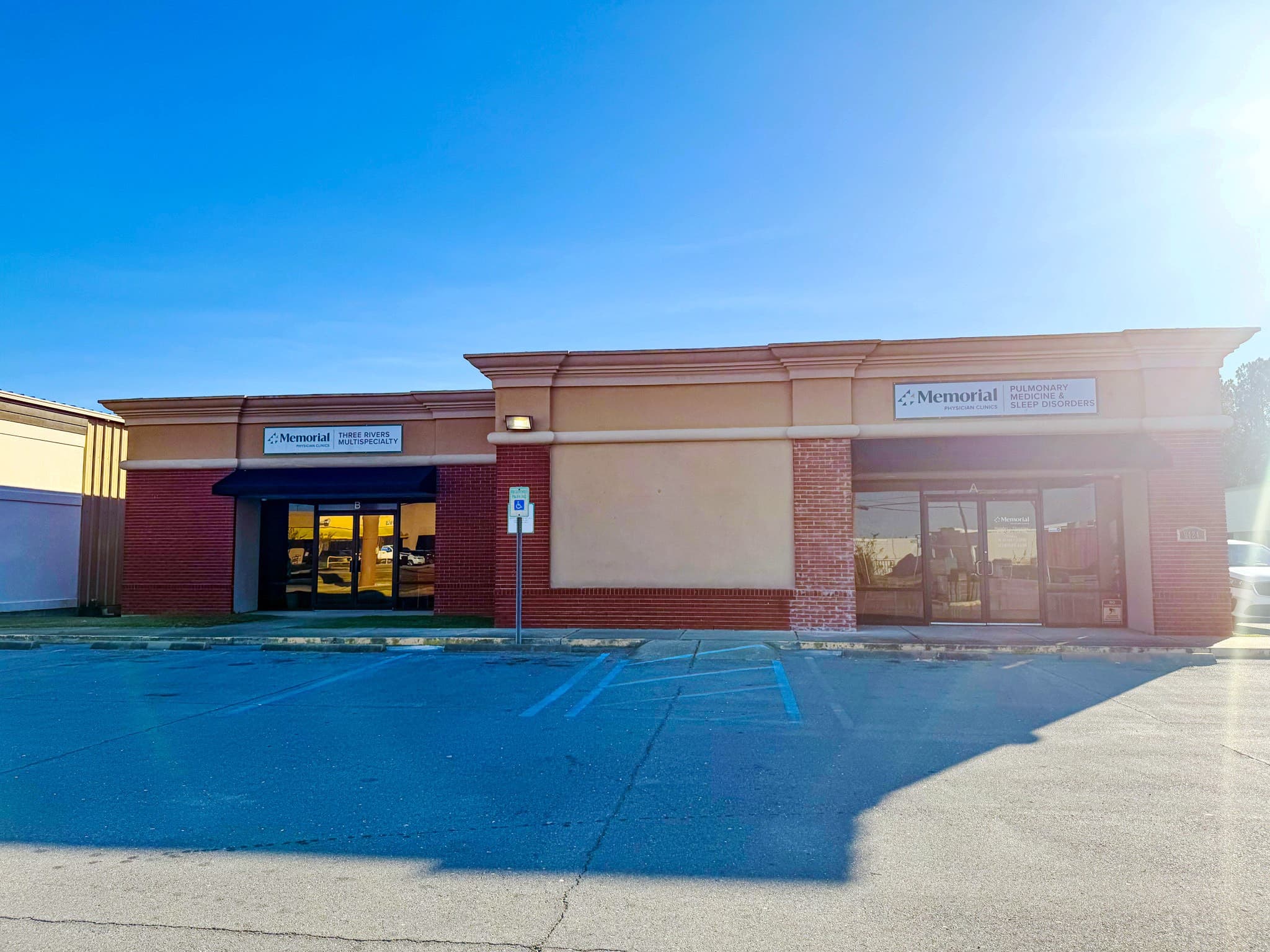 Memorial Physician Clinics Three Rivers Multispecialty - Doctor in Gulfport, MS