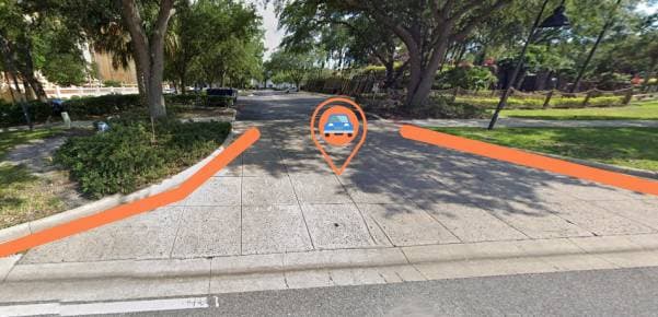 AirGarage | Public Parking - La Quinta Parking Orlando - Parking in Orlando, FL