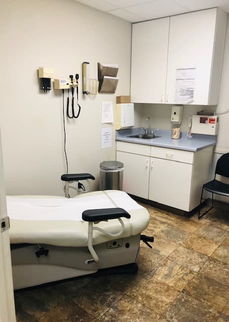 Dr. Mike's Walk-In Clinic - Doctor in Hesperia, CA