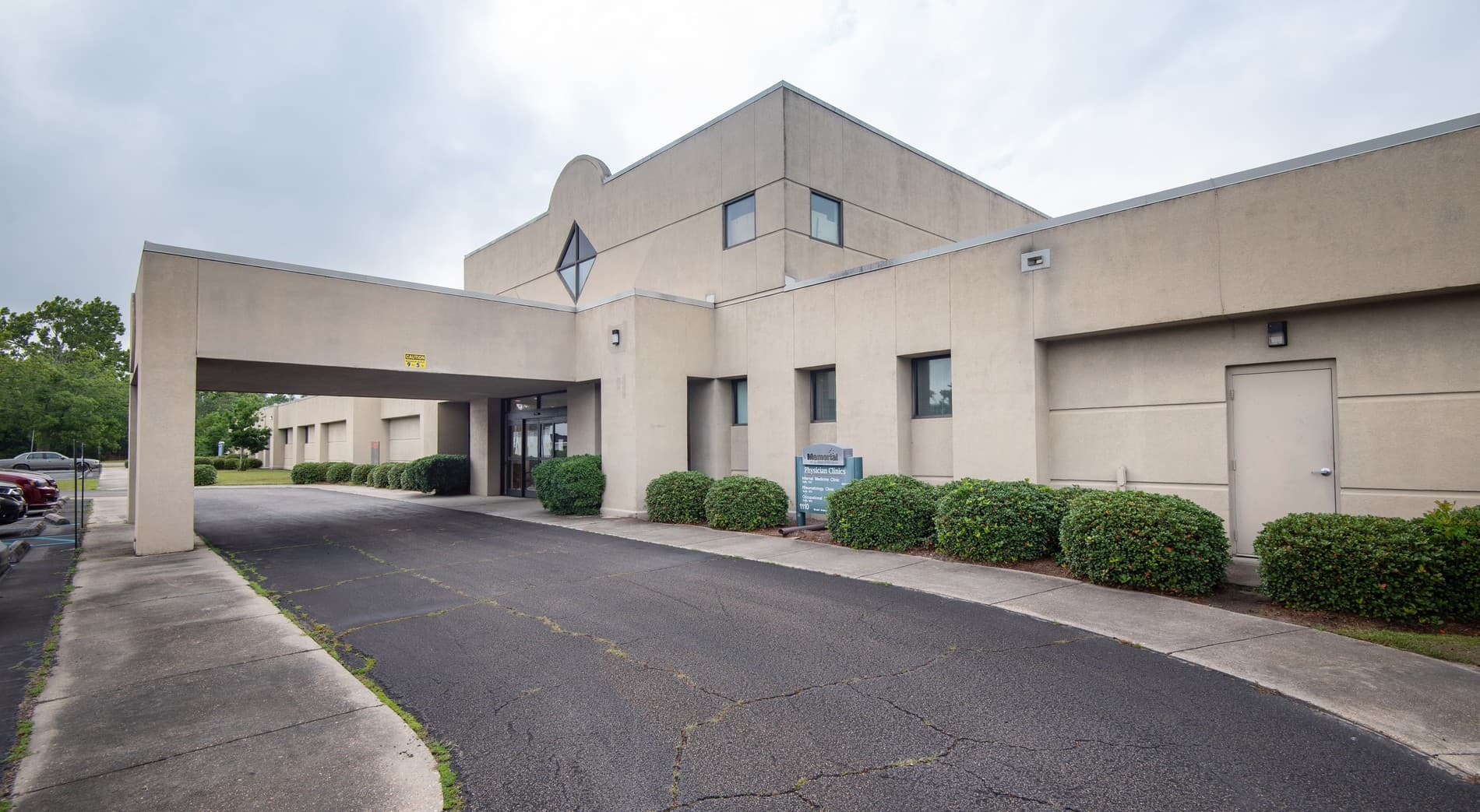 Memorial Physician Clinics Internal Medicine Clinic - Doctor in Gulfport, MS