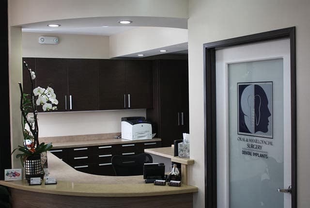 Hamlet Garabedian, DMD, MD, FACS - Doctor in Glendale, CA