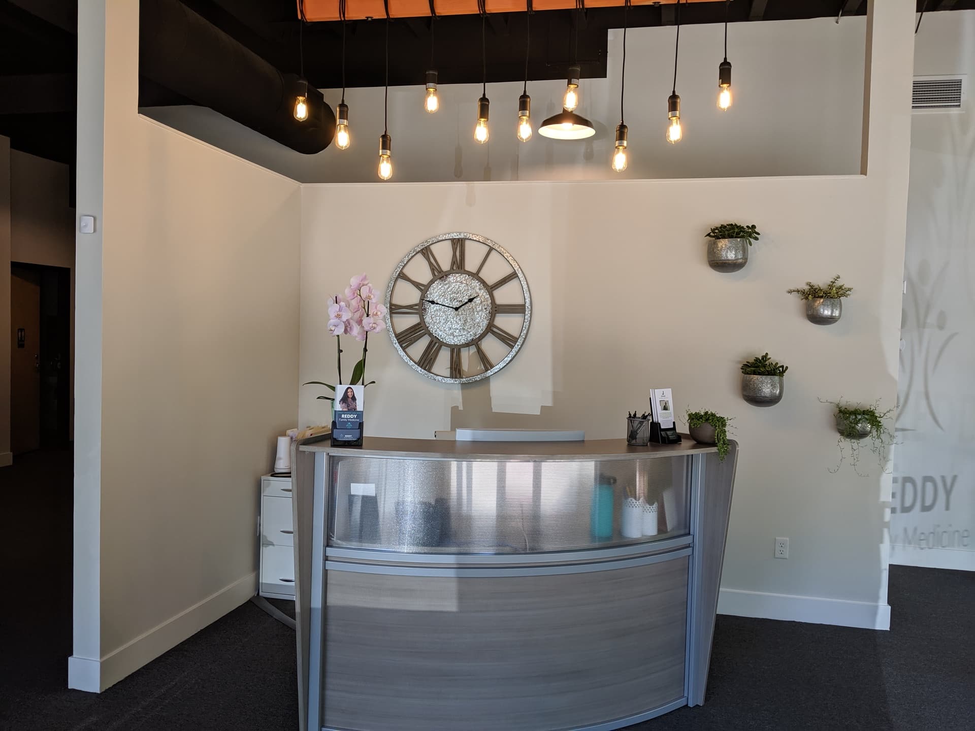 Jinnah Internal Medicine - Doctor in Eugene, OR