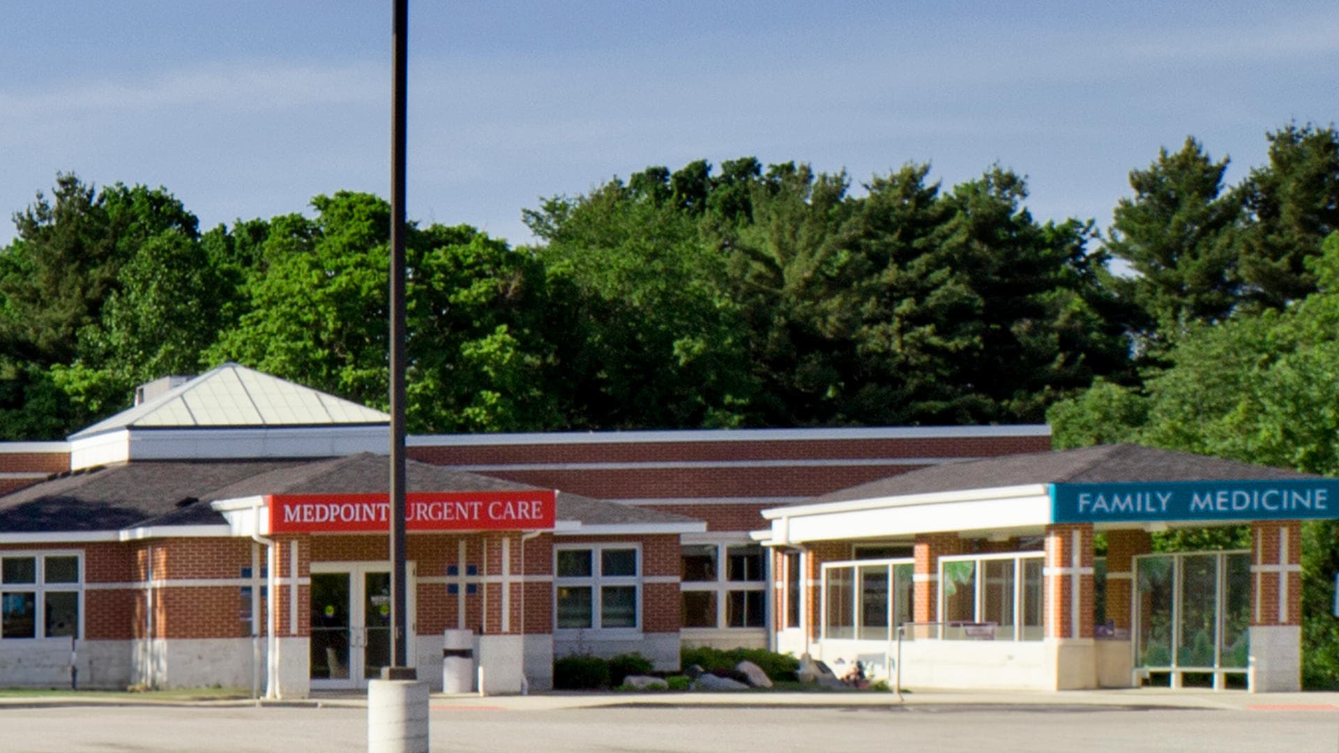 MedPoint Urgent Care Ireland Road - Doctor in South Bend, IN