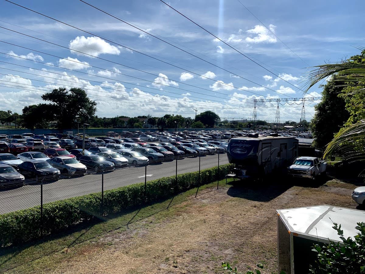 Self Park FLL Economy Airport Parking Lot - Parking in Dania Beach, FL