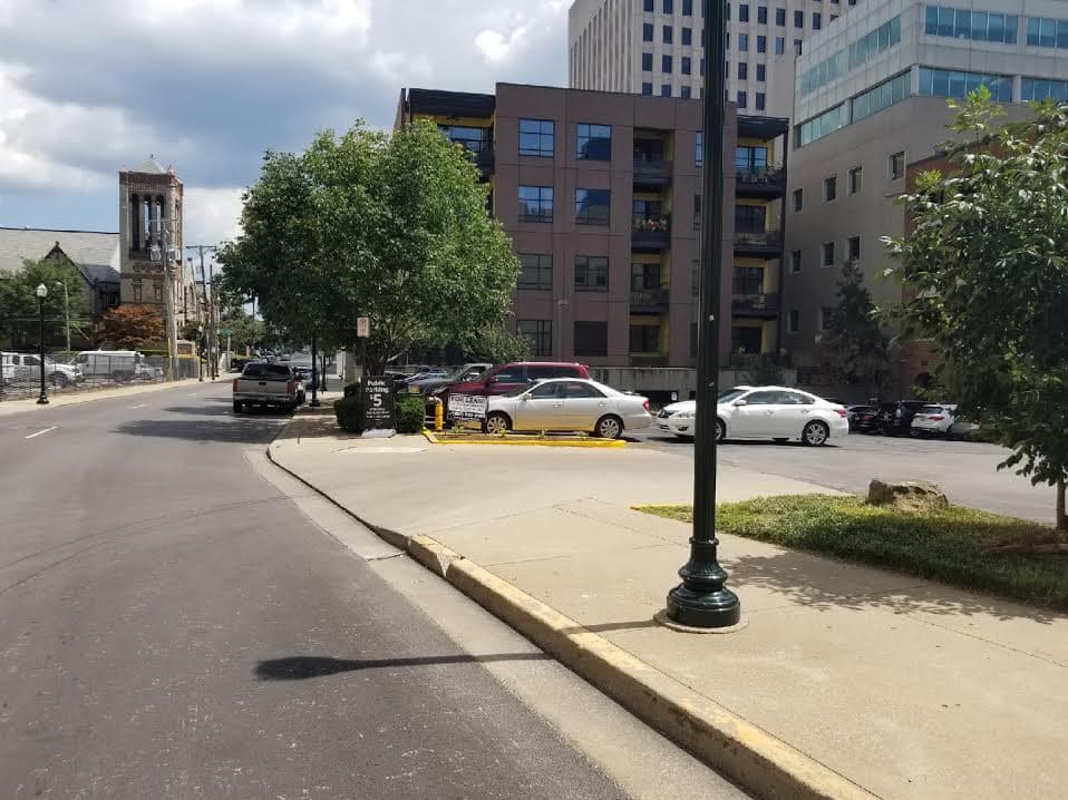 Metropolis - Parking in Lexington, KY