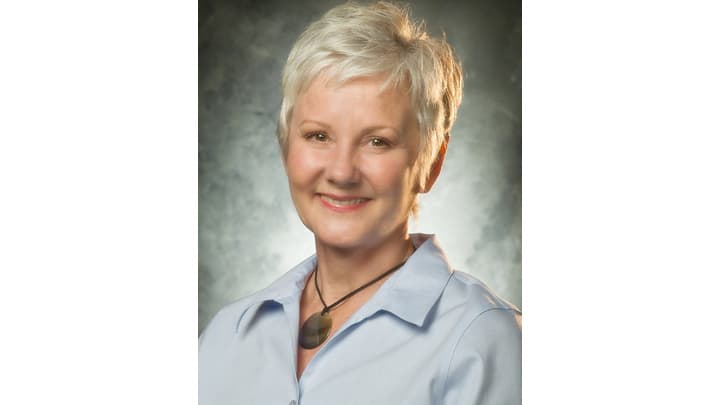 Linda Bartell, MD - Doctor in Fresno, CA