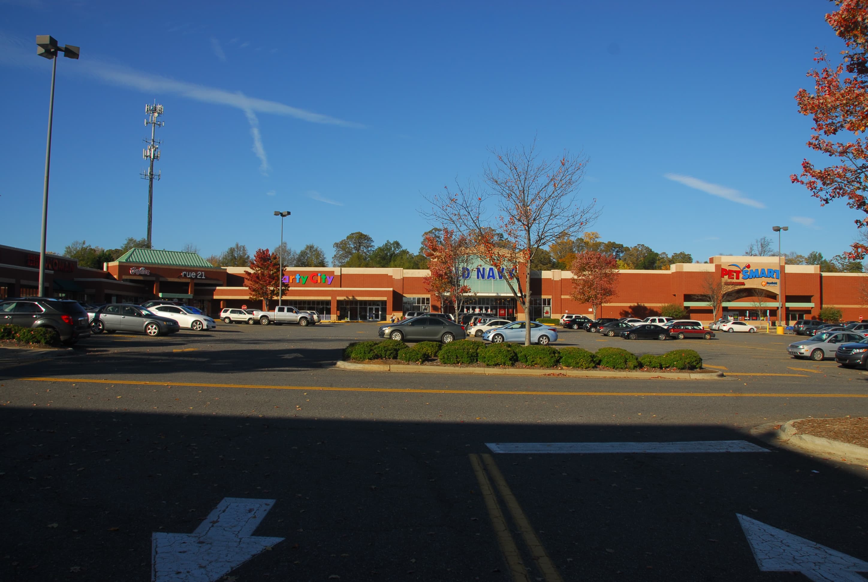 Franklin Square Shopping Center III - - Parking in Gastonia, NC