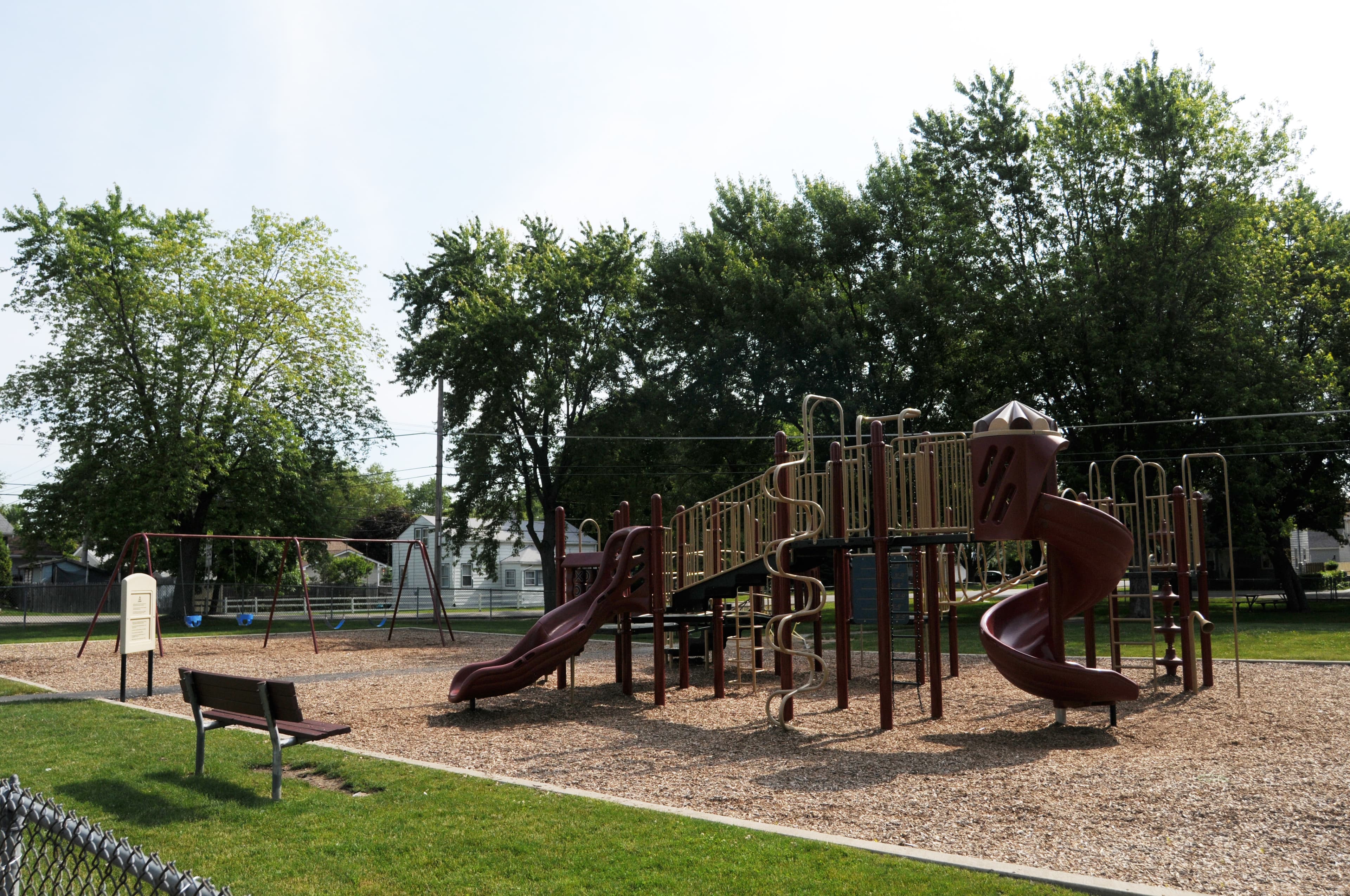 Greenview Park - Round Lake Area Park District - Doctor in Round Lake Beach, IL