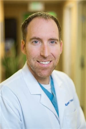 Fletcher Family Medical Center- Dr. Robert Tracy - Doctor in Los Angeles, CA