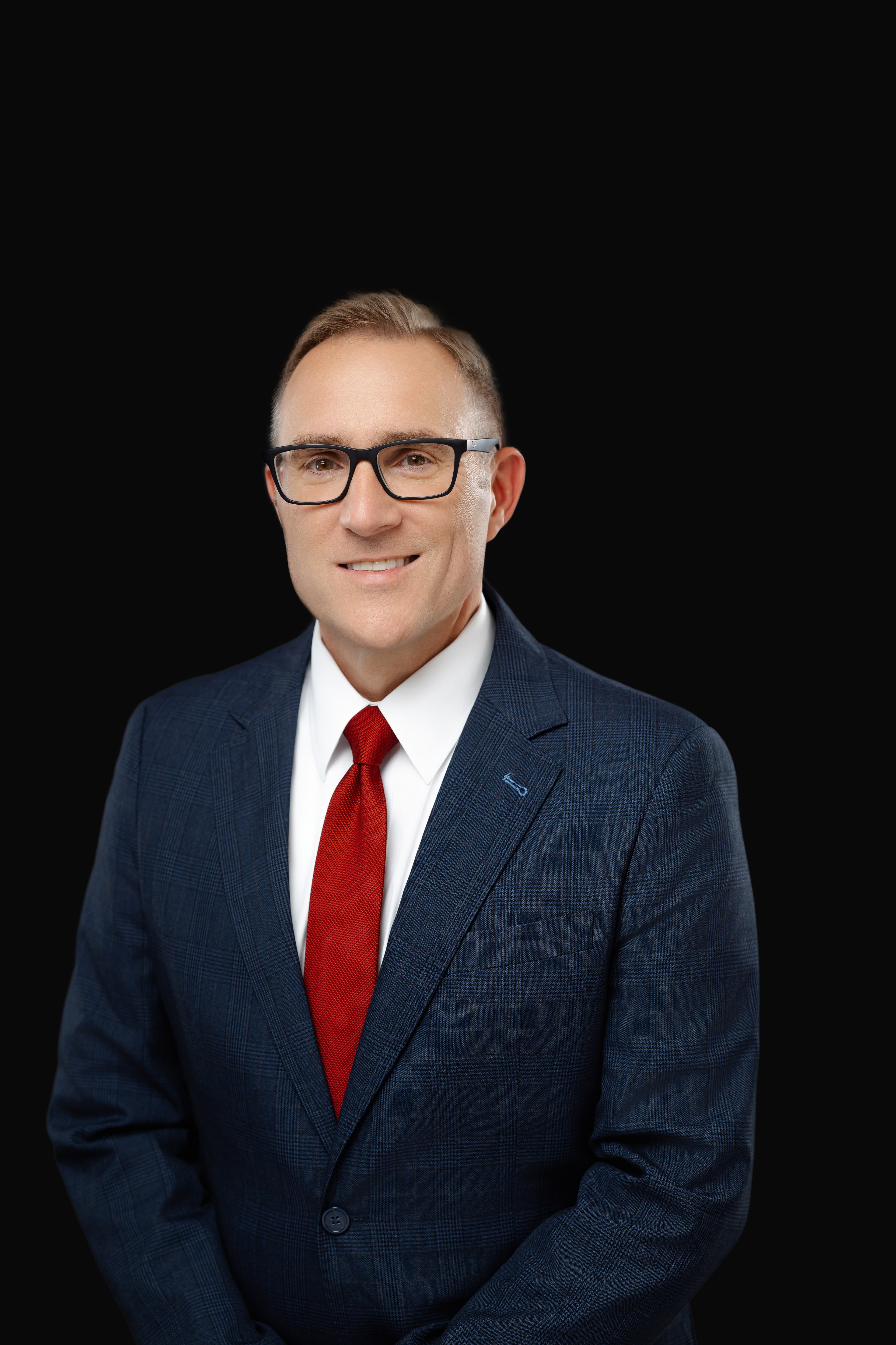 Joseph Galles Jr., M.D. - Iowa Ortho Des Moines - Doctor in Des Moines, IA