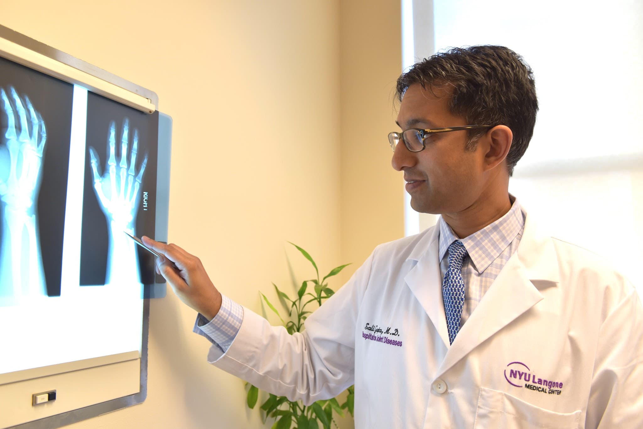 Dr Salil Gupta - Doctor in New York, NY