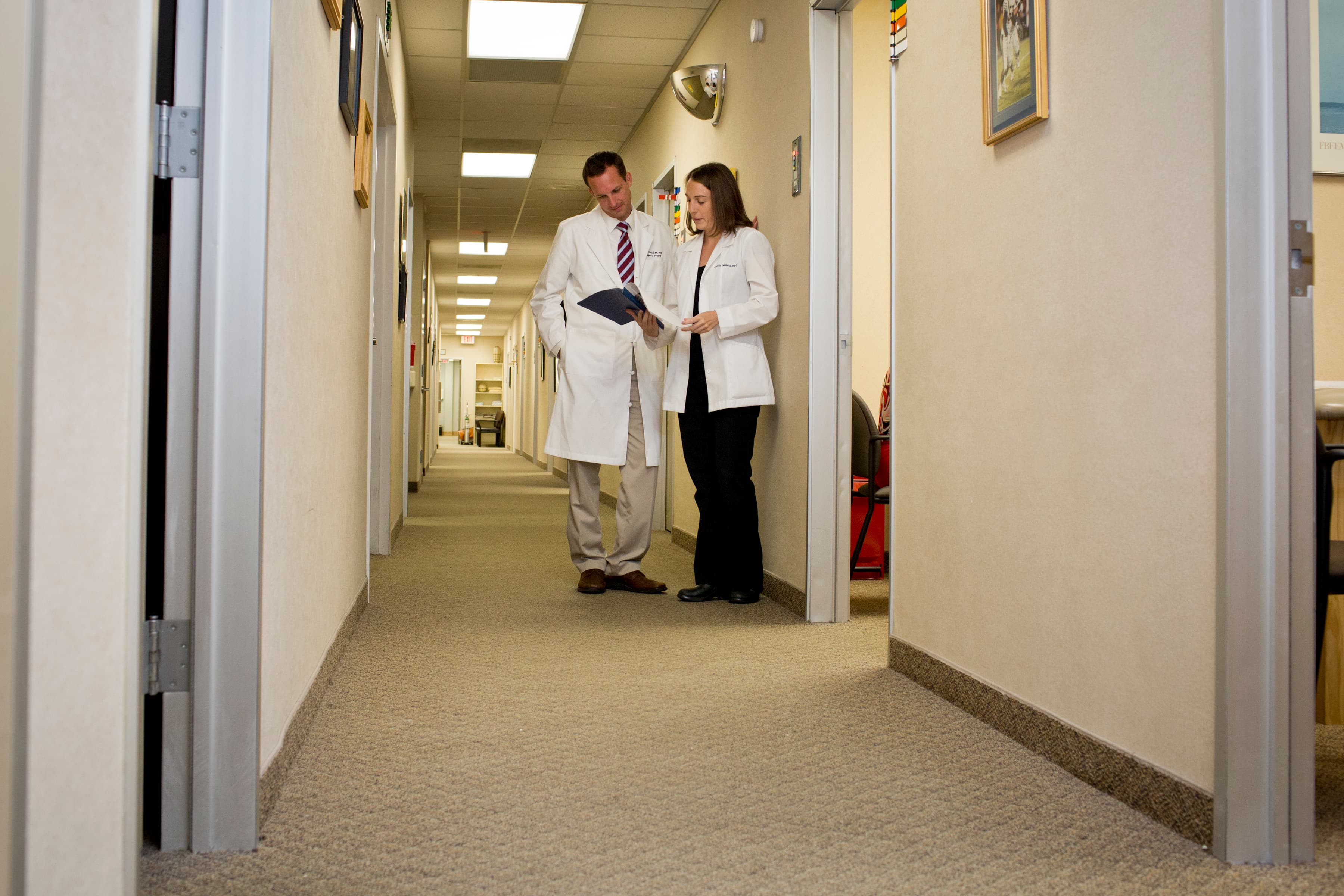 Guilford Orthopaedic and Sports Medicine Center now EmergeOrtho Greensboro Orthopedic Clinic Lendew Street - Doctor in Greensboro, NC