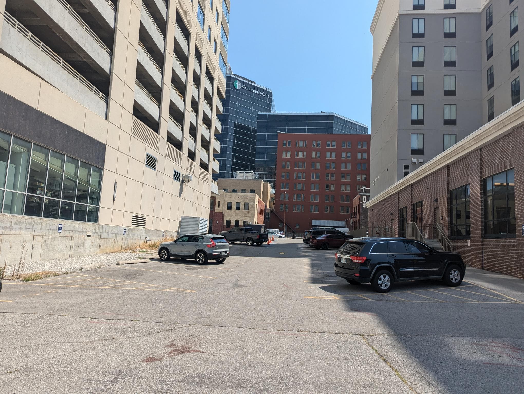 Hampton Tulsa Lot | Secure Parking - Parking in Tulsa, OK