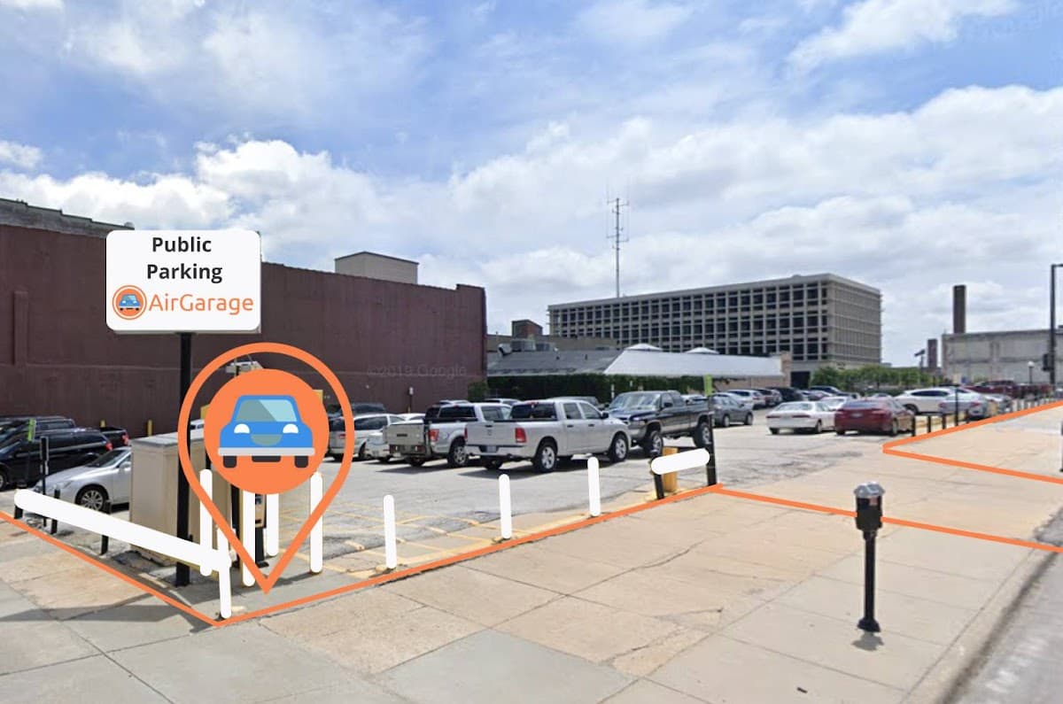 AirGarage | Public Parking - Harney Street Parking Omaho - Parking in Omaha, NE