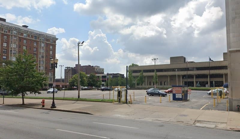 Broadway Monthly Parking - Parking in Louisville, KY