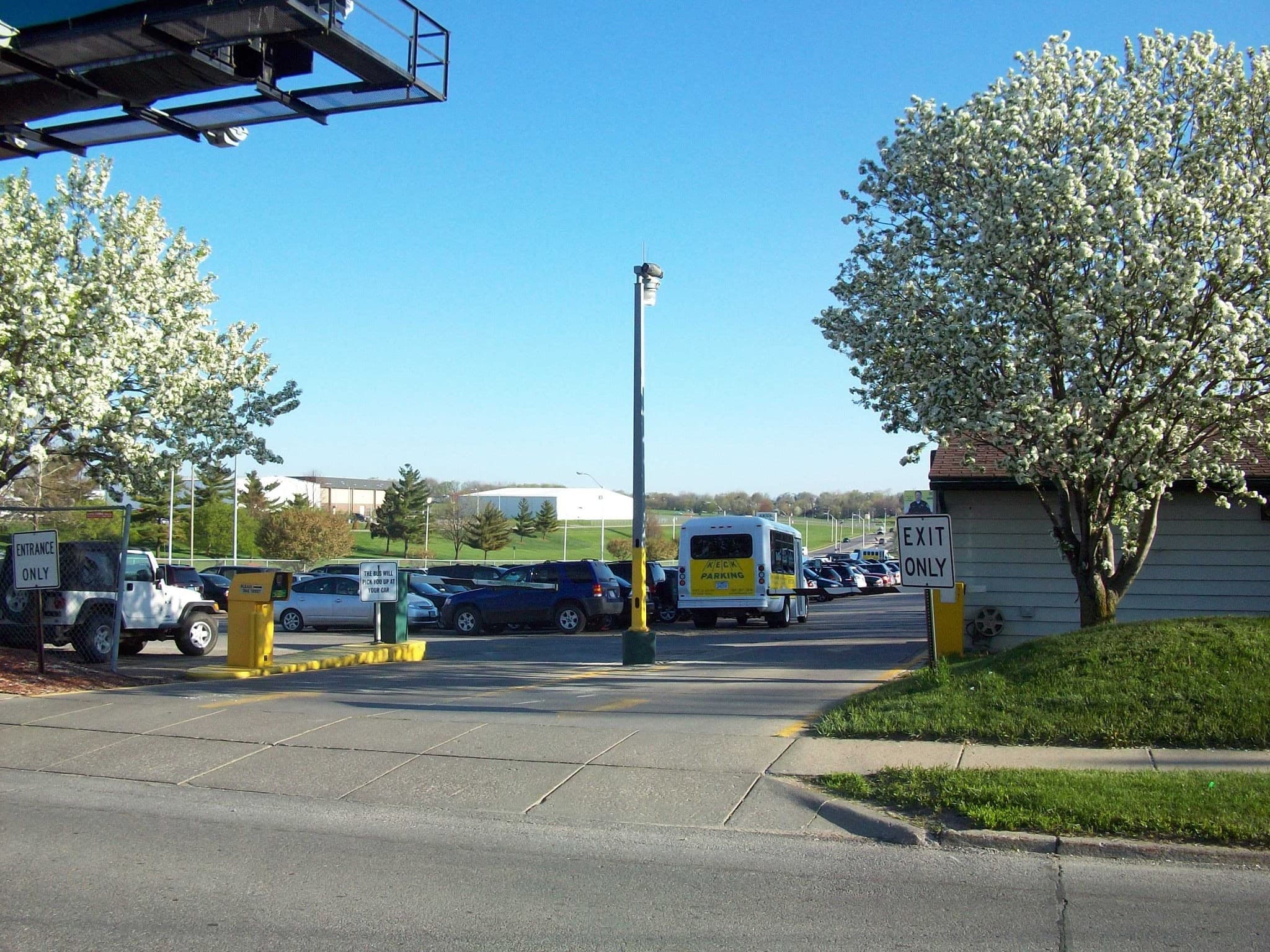 Keck Airport Parking - Parking in Des Moines, IA
