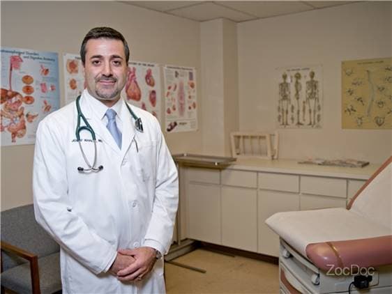 Phoenix Family Medical Care - Doctor in Phoenix, AZ