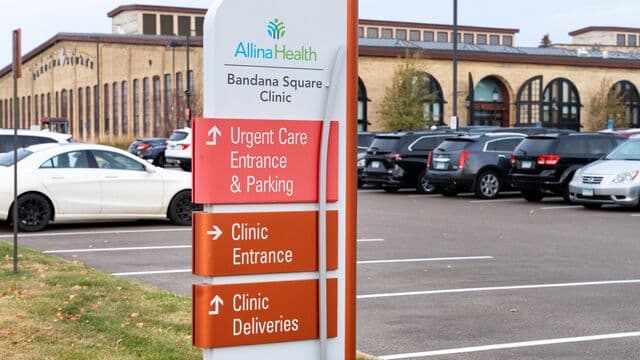 Allina Health Bandana Square Clinic - Doctor in St Paul, MN