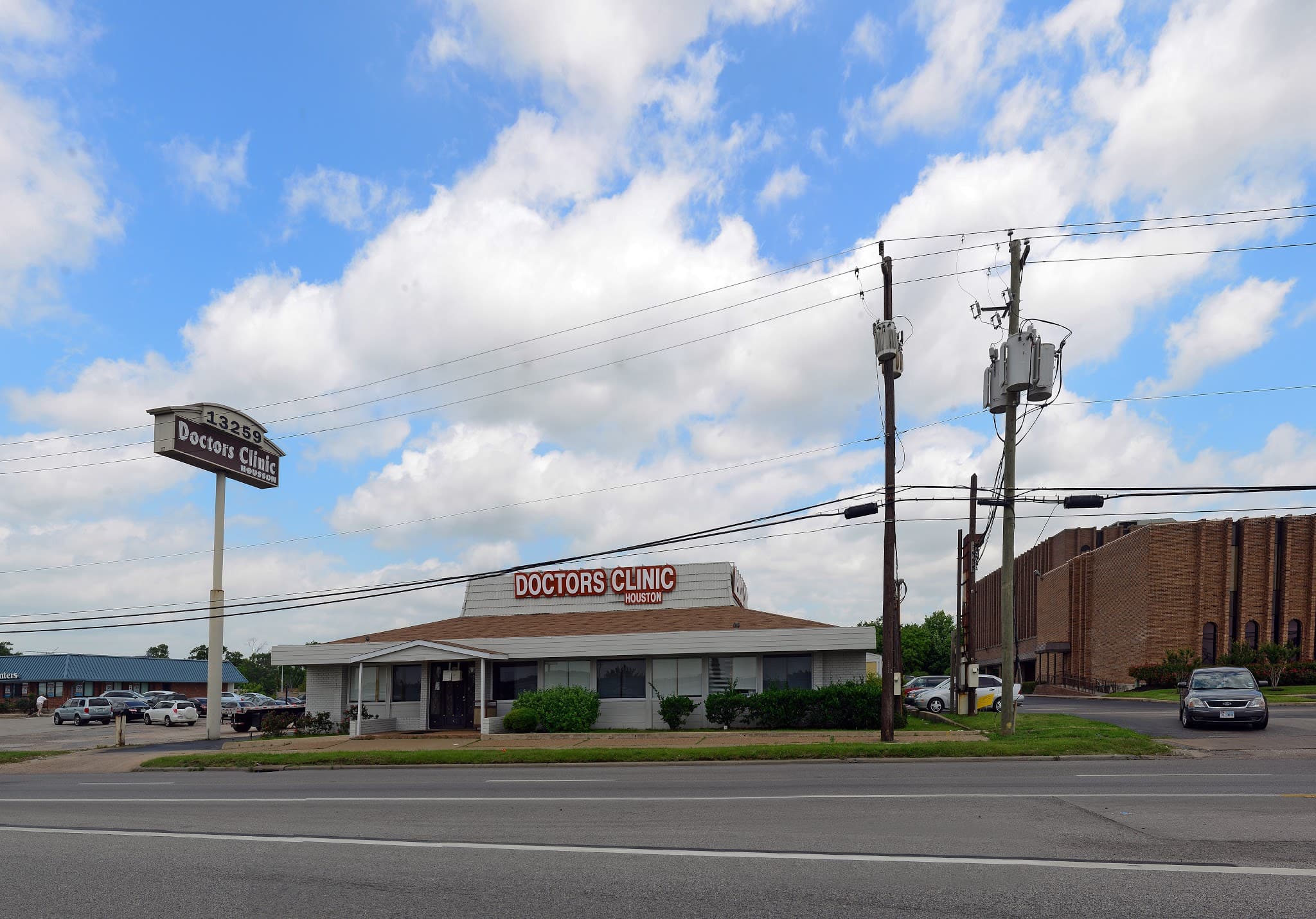 Doctors Clinic Houston - East Freeway - Doctor in Houston, TX
