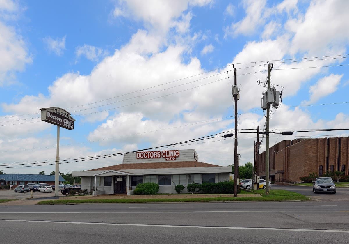 Doctors Clinic Houston - East Freeway - Doctor in Houston, TX