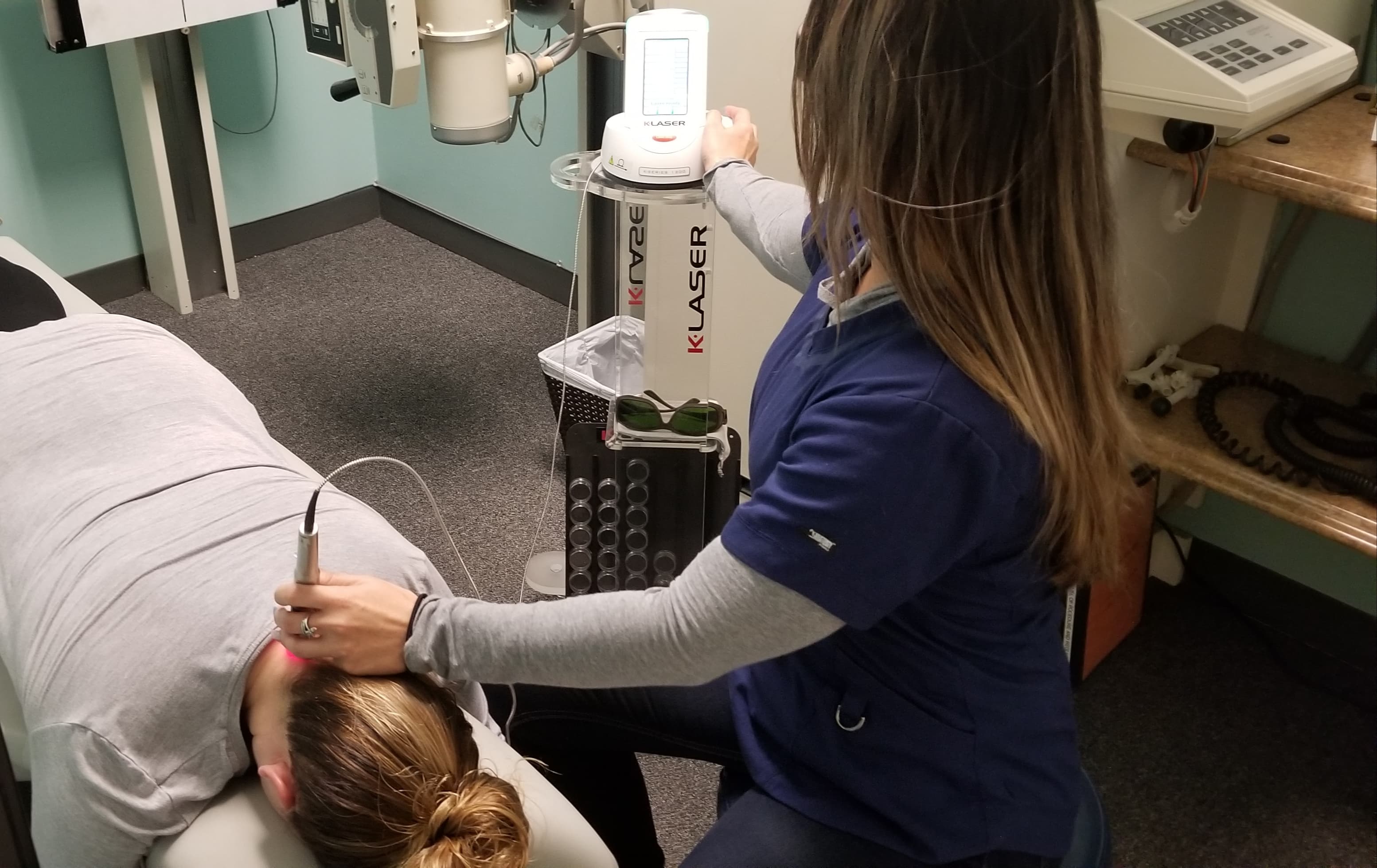 The Santa Clarita Chiropractor - Doctor in Santa Clarita, CA