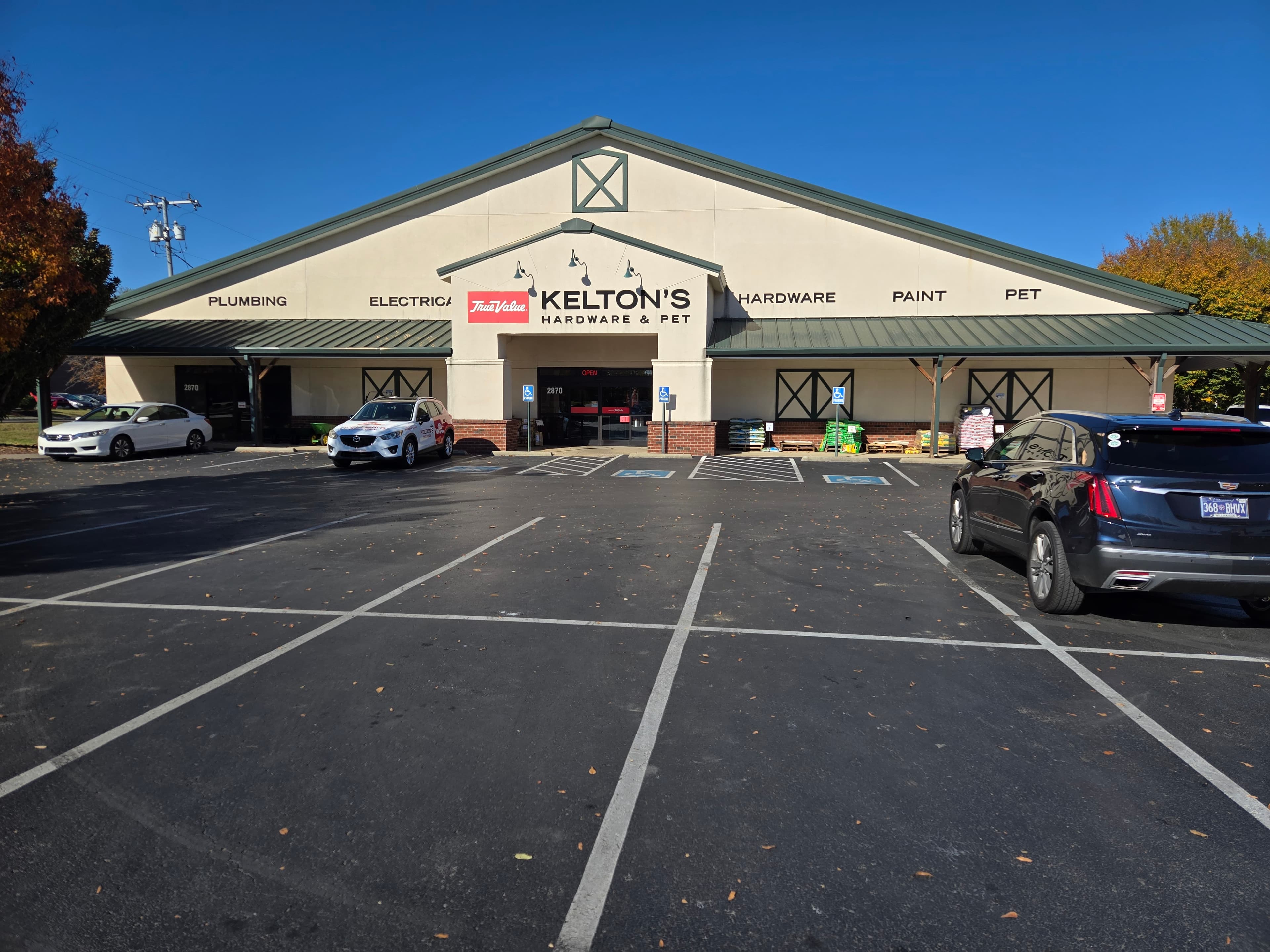 Kelton's Hardware & Pet - Pet groomer in Murfreesboro, TN