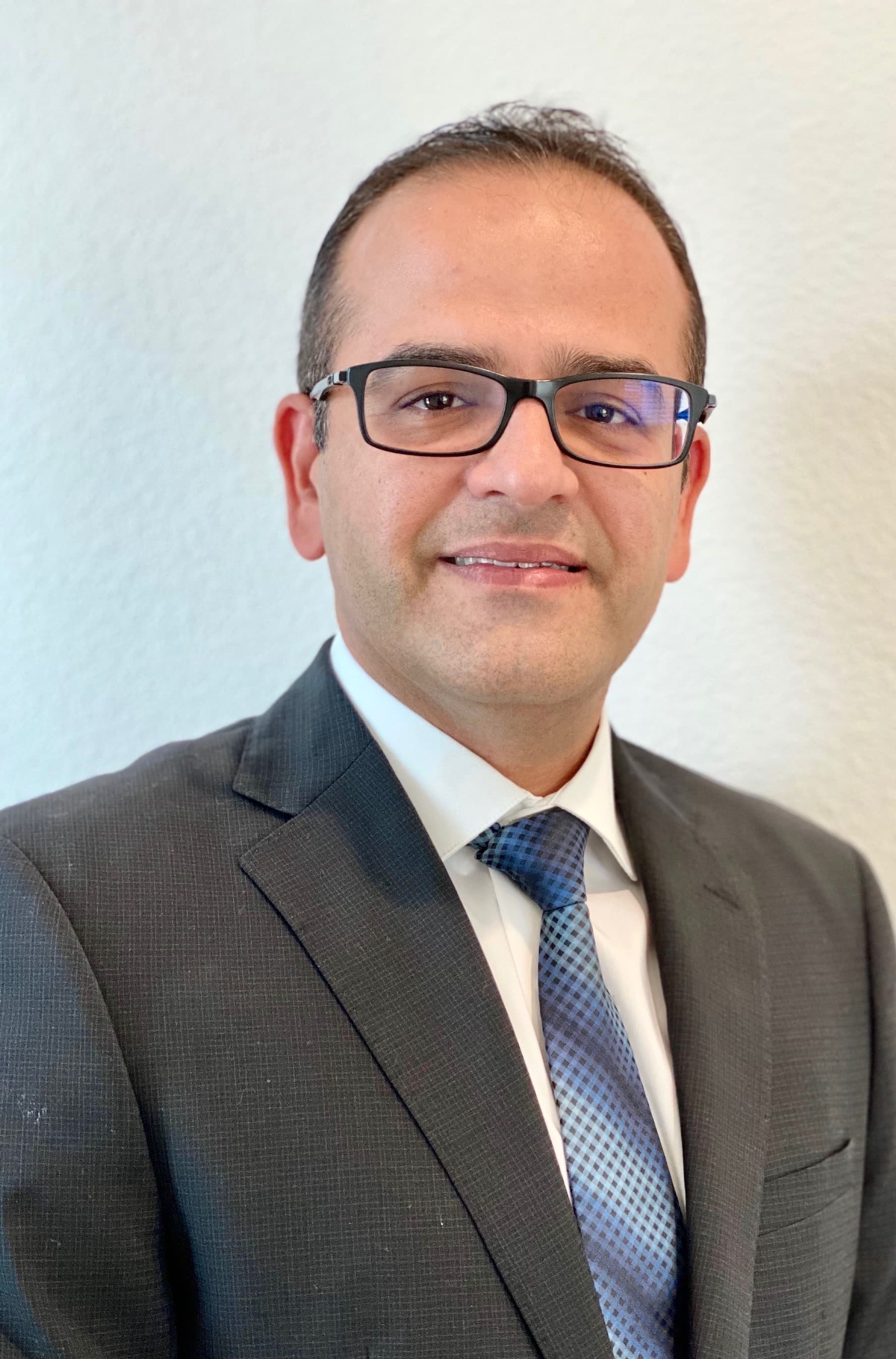 Dr. Reza Talebi Dolouei M.D Family & Geriatric Medicine | OC Geriatric - Doctor in Anaheim, CA