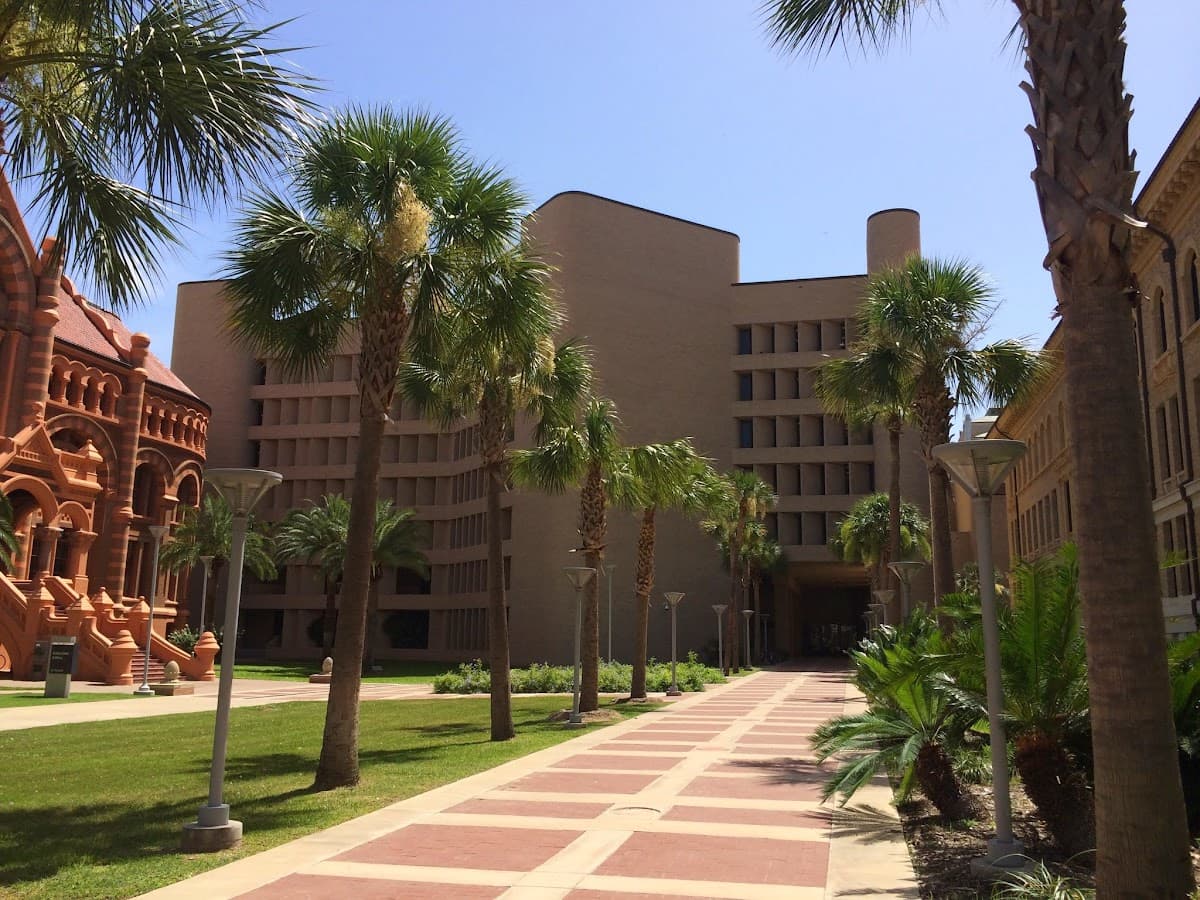 UTMB Health Urology, UHC Galveston - Doctor in Galveston, TX