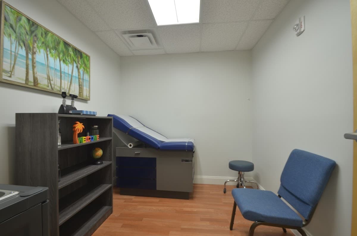 Dr. Micah B. Edwin, MD/Medwin Clinicians - Doctor in Lauderdale Lakes, FL