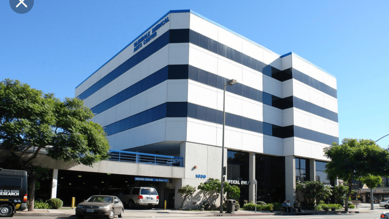 California Eye Center Optometry Glendale - Doctor in Glendale, CA