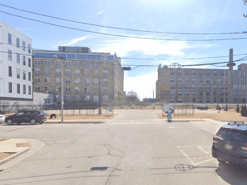 305 W Oregon Lot, Milwaukee | Secure Parking - Parking in Milwaukee, WI