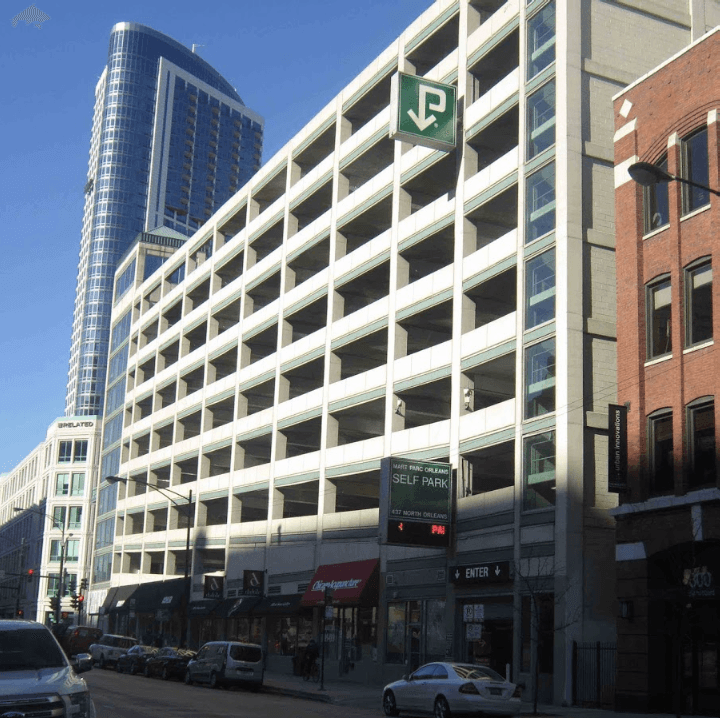 Mart Parc Orleans Parking Garage - Parking in Chicago, IL
