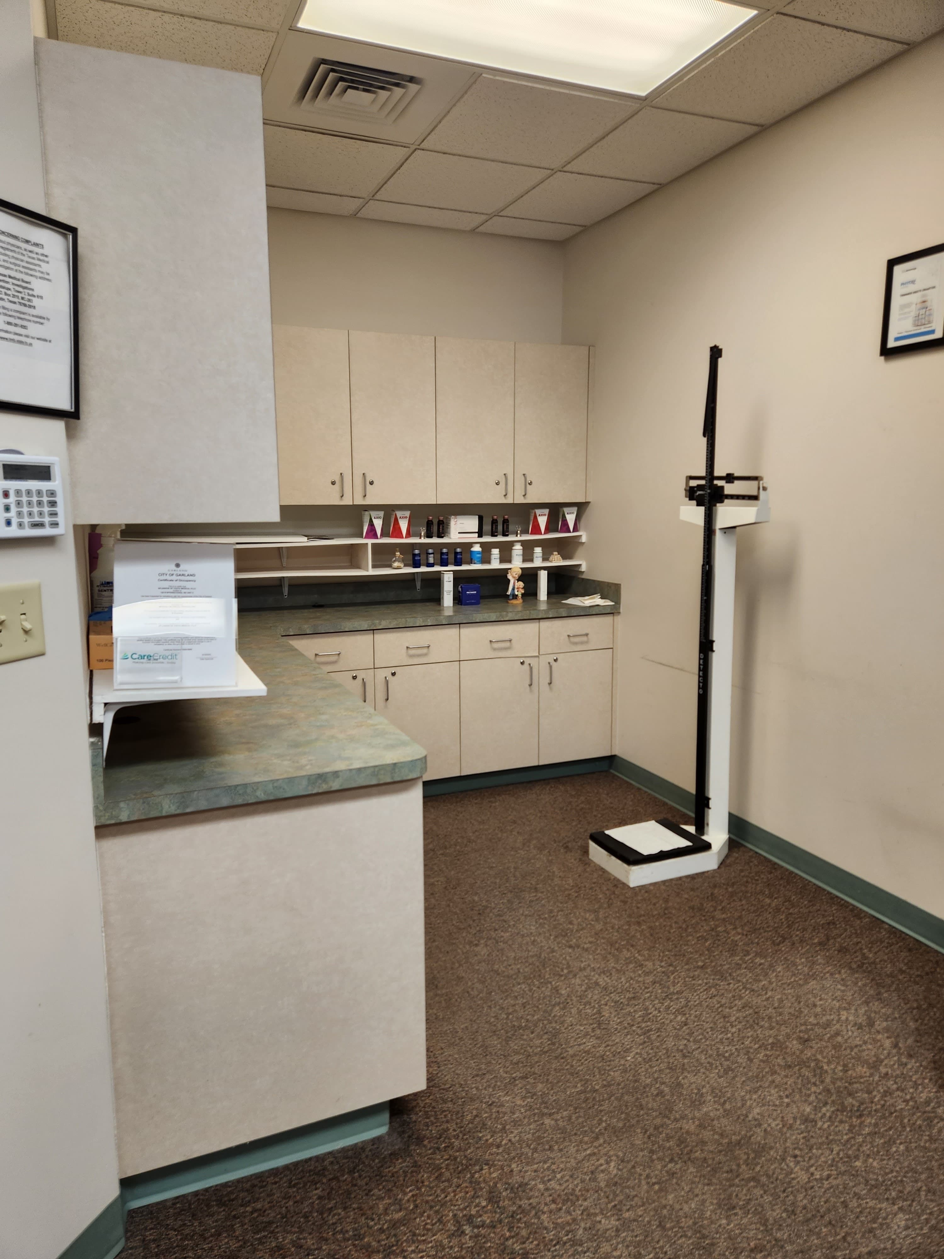 Splendor of Youth Medical | Dr. J. Francisco Quiroz, MD | Holistic Doctor Dallas - Doctor in Garland, TX