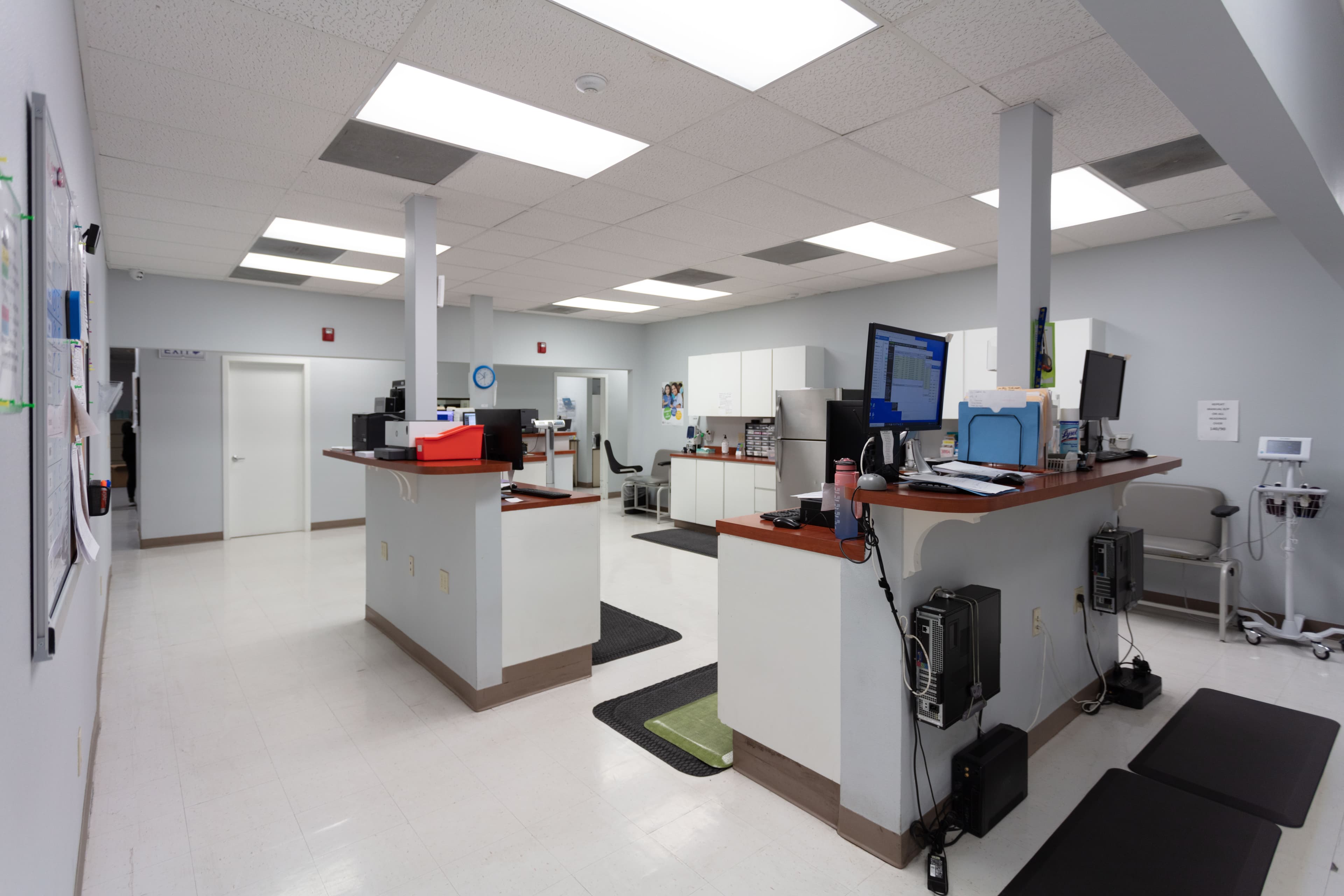 Valley Day & Night Clinic-Price Rd. - Doctor in Brownsville, TX