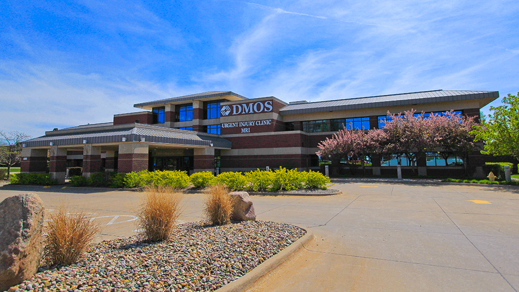 DMOS Orthopaedic Centers - West Des Moines - Doctor in West Des Moines, IA