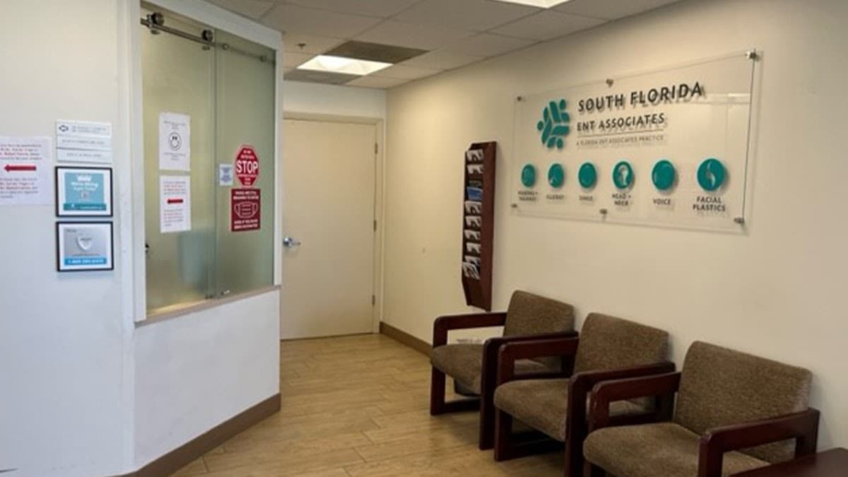 Julio Torres, MD - Doctor in Hialeah, FL