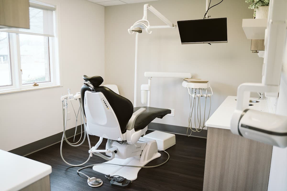 Wildwood Family And Cosmetic Dentistry - Toledo - Doctor in Toledo, OH