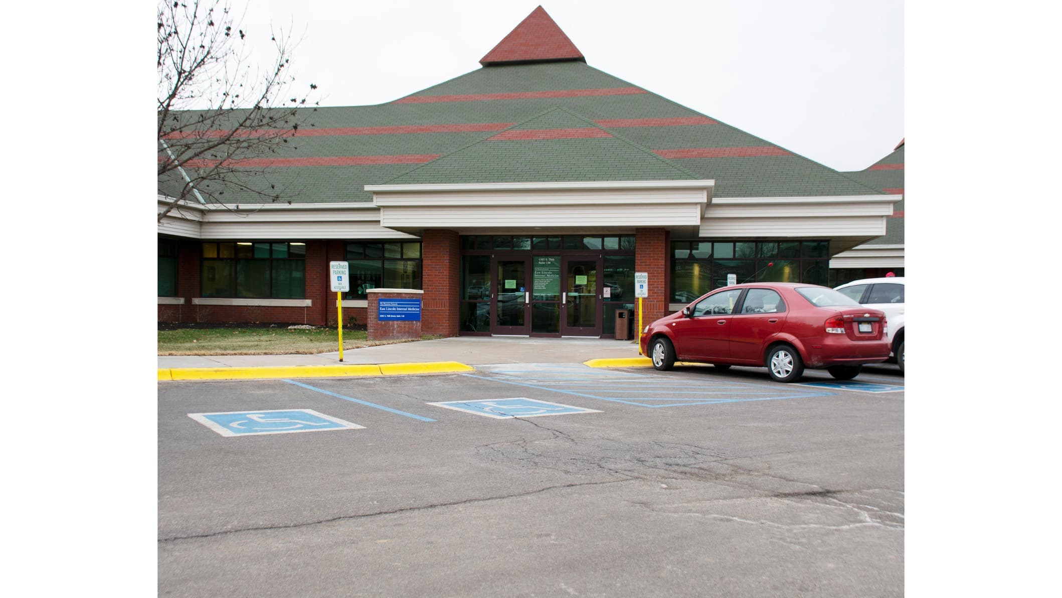 CHI Health Clinic Internal Medicine (East Lincoln) - Doctor in Lincoln, NE