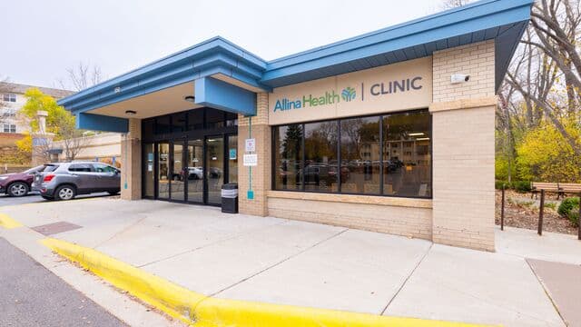 Allina Health West St. Paul Clinic - Doctor in West St Paul, MN