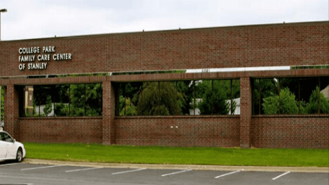 Jenna Eshcol, MD - Doctor in Stanley, KS