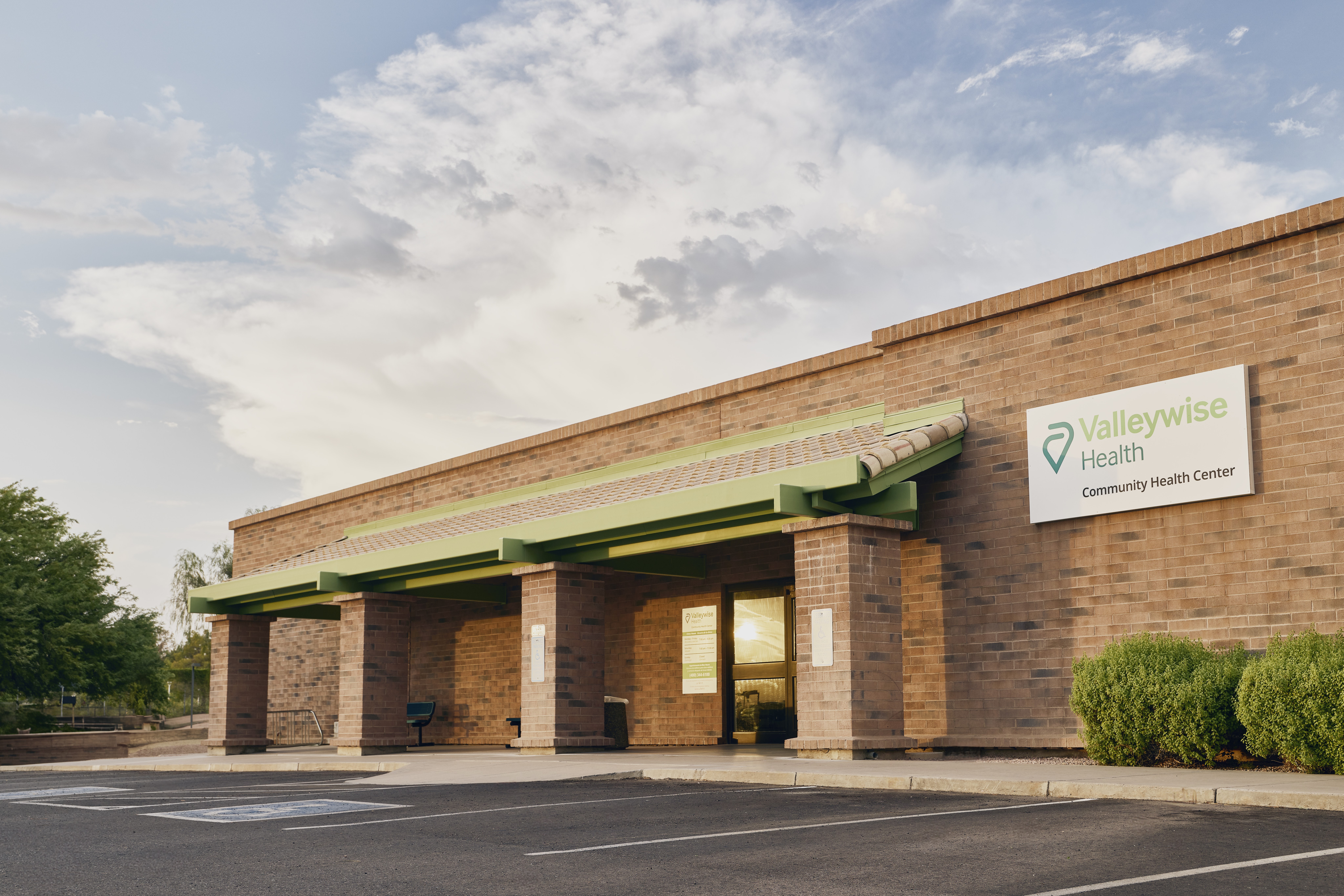 Valleywise Community Health Center - Chandler - Doctor in Chandler, AZ