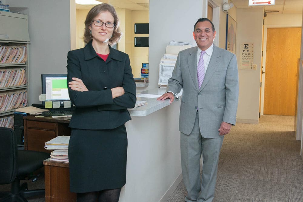 Chicago Med Group (Munoz MD & Cvengros MD) - Doctor in Chicago, IL