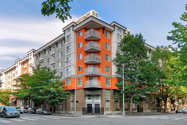 Fountain Court Parking - Park Seattle - Parking in Seattle, WA