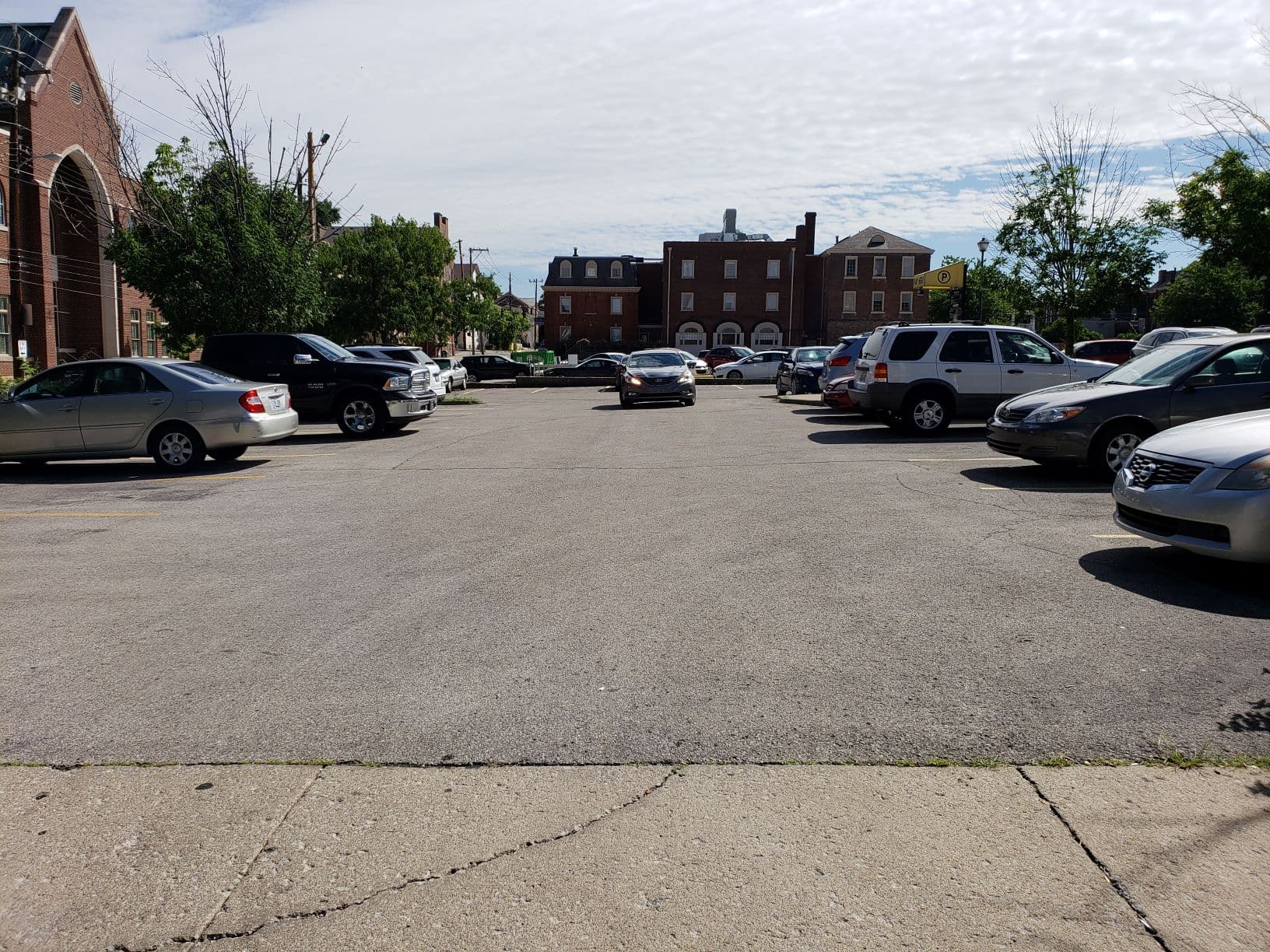 Metropolis - Parking in Lexington, KY