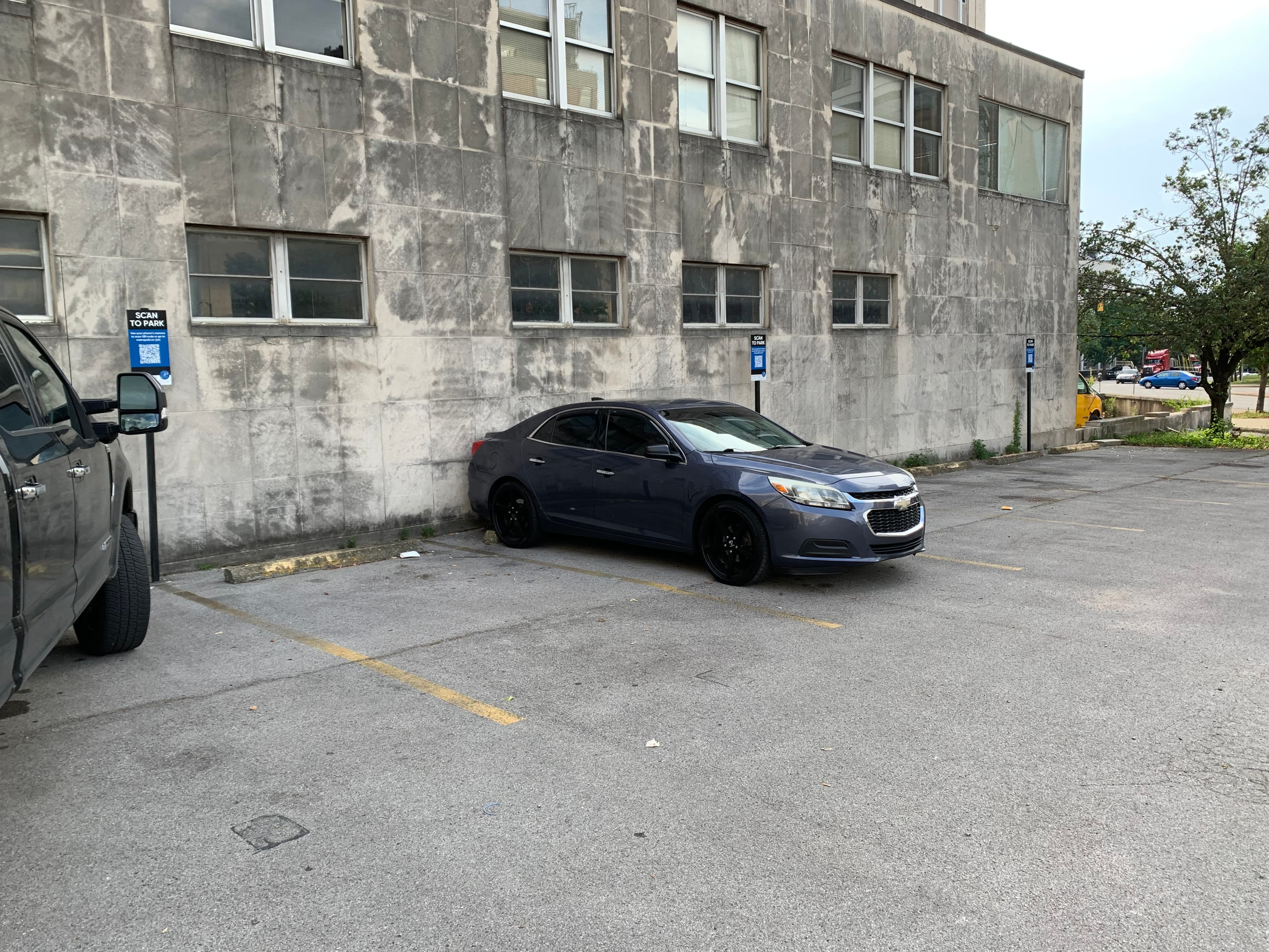 Premier Parking 301 JRP Lot - Parking in Nashville, TN