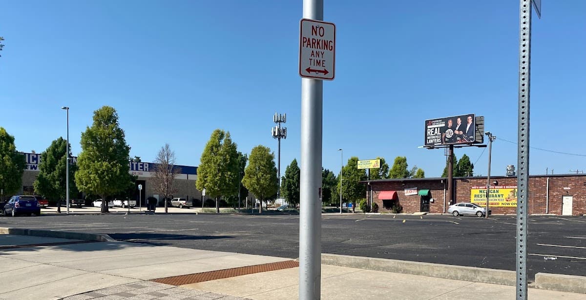 511 W Reno Ave Parking - Parking in Oklahoma City, OK